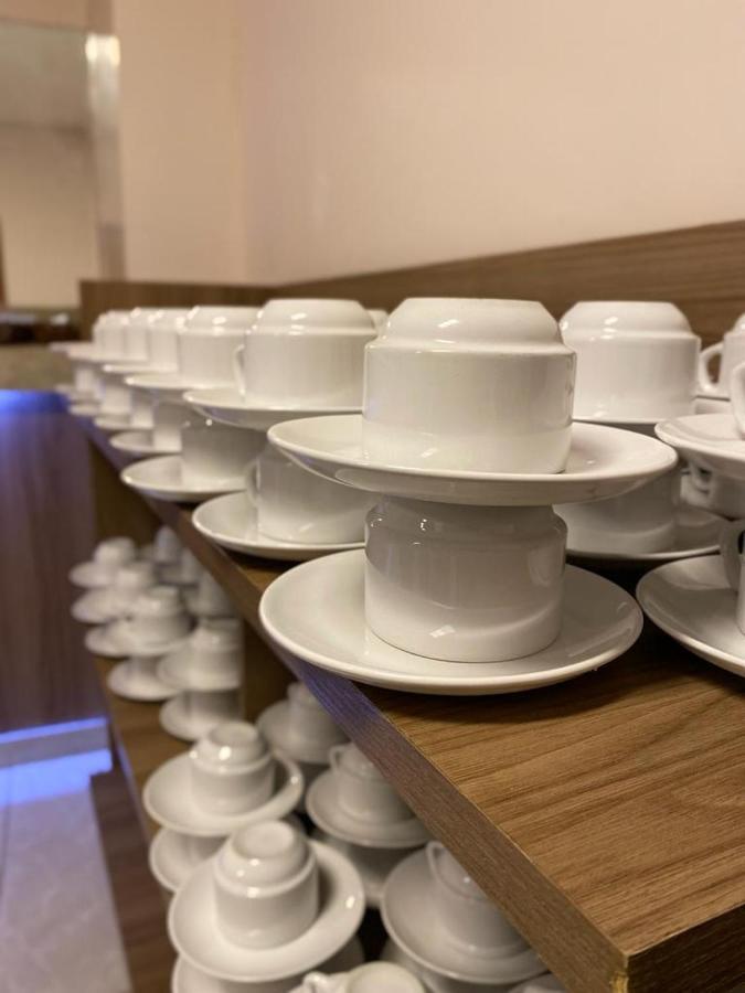 M & A Hotel Goiânia Exteriör bild